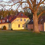 Gut Rattelvitz Insel Ruegen * Gingst
