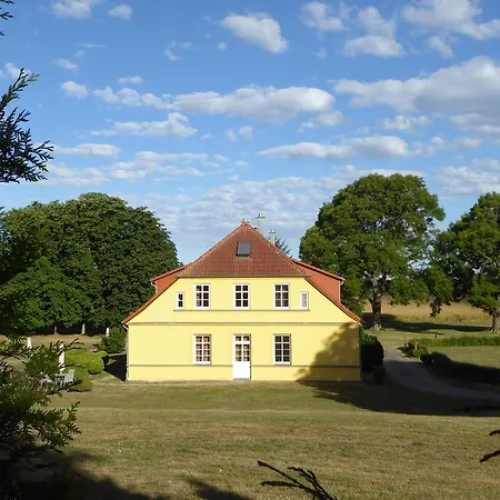 Gut Rattelvitz Insel Ruegen Apartmán *